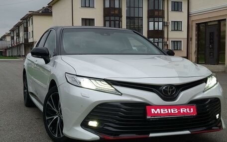 Toyota Camry, 2020 год, 3 700 000 рублей, 7 фотография