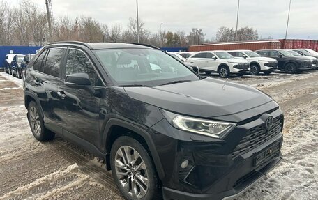 Toyota RAV4, 2020 год, 3 550 000 рублей, 2 фотография