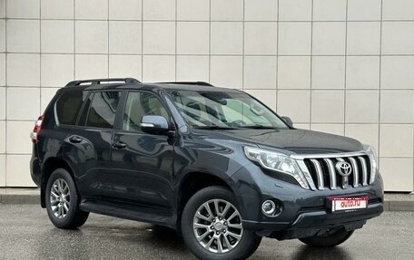 Toyota Land Cruiser Prado 150 рестайлинг 2, 2013 год, 3 590 000 рублей, 1 фотография