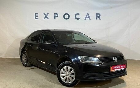 Volkswagen Jetta VI, 2013 год, 1 160 000 рублей, 3 фотография