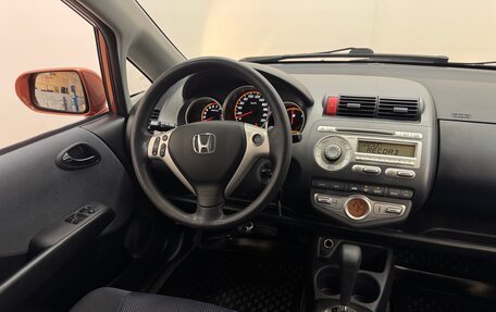 Honda Jazz I рестайлинг, 2006 год, 745 000 рублей, 10 фотография