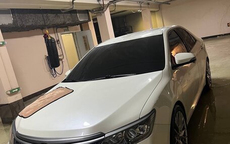 Toyota Camry, 2017 год, 2 660 000 рублей, 1 фотография