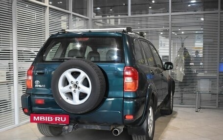 Toyota RAV4, 2003 год, 715 000 рублей, 4 фотография