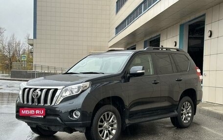 Toyota Land Cruiser Prado 150 рестайлинг 2, 2013 год, 3 590 000 рублей, 3 фотография