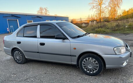 Hyundai Accent II, 2005 год, 300 000 рублей, 3 фотография