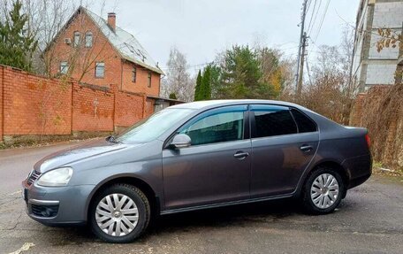 Volkswagen Jetta VI, 2009 год, 680 000 рублей, 9 фотография