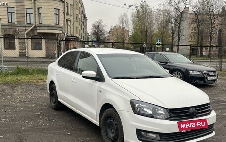 Volkswagen Polo VI (EU Market), 2015 год, 550 000 рублей, 3 фотография