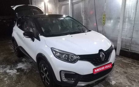 Renault Kaptur I рестайлинг, 2018 год, 1 800 000 рублей, 1 фотография