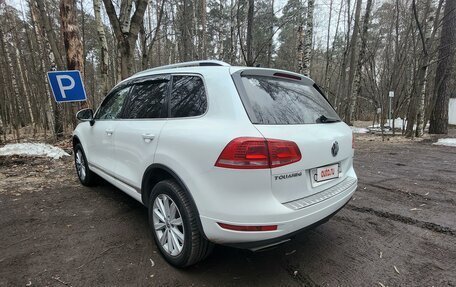 Volkswagen Touareg III, 2013 год, 2 700 000 рублей, 4 фотография