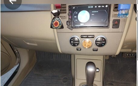 Nissan Tiida, 2005 год, 700 000 рублей, 3 фотография