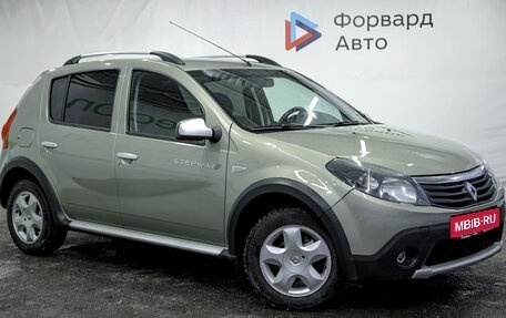 Renault Sandero I, 2012 год, 850 000 рублей, 1 фотография