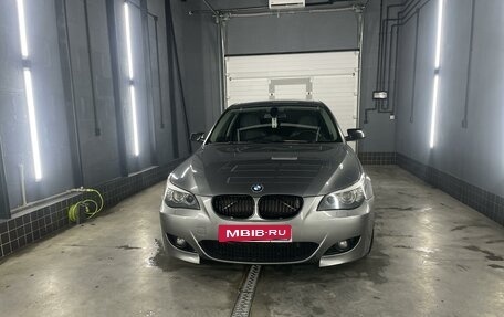 BMW 5 серия, 2004 год, 1 500 000 рублей, 2 фотография