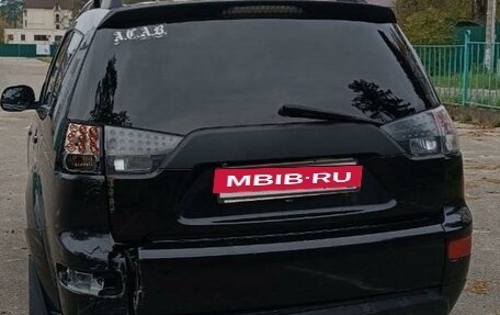 Mitsubishi Outlander III рестайлинг 3, 2007 год, 850 000 рублей, 2 фотография