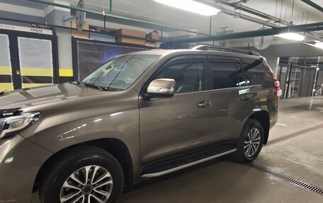 Toyota Land Cruiser Prado 150 рестайлинг 2, 2016 год, 4 500 000 рублей, 7 фотография