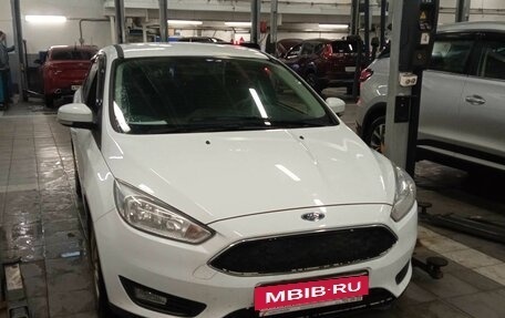 Ford Focus III, 2018 год, 1 350 000 рублей, 2 фотография