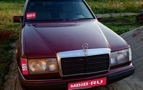 Mercedes-Benz W124, 1990 год, 250 000 рублей, 1 фотография