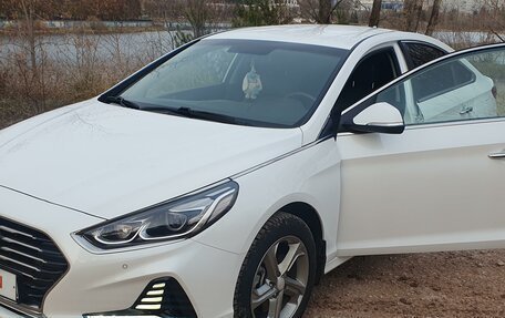 Hyundai Sonata VII, 2019 год, 2 400 000 рублей, 5 фотография