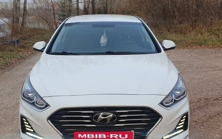 Hyundai Sonata VII, 2019 год, 2 400 000 рублей, 2 фотография