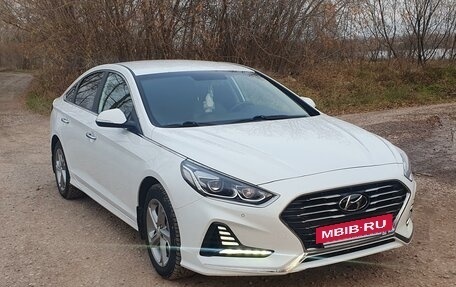 Hyundai Sonata VII, 2019 год, 2 400 000 рублей, 3 фотография