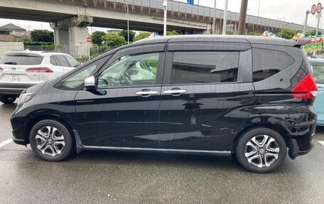 Honda Freed II, 2021 год, 1 490 999 рублей, 3 фотография