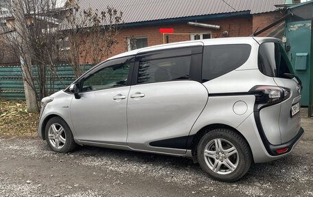 Toyota Sienta II, 2017 год, 1 700 000 рублей, 3 фотография