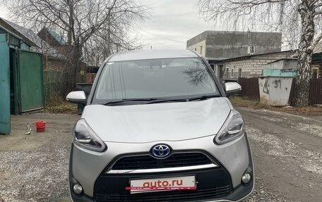 Toyota Sienta II, 2017 год, 1 700 000 рублей, 6 фотография