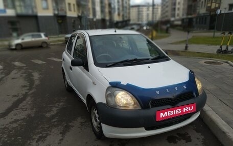 Toyota Vitz, 2001 год, 390 000 рублей, 37 фотография