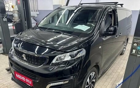 Peugeot Traveller I, 2019 год, 3 575 000 рублей, 1 фотография