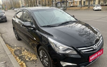 Hyundai Solaris II рестайлинг, 2016 год, 1 300 000 рублей, 2 фотография