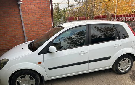 Ford Fiesta, 2008 год, 560 000 рублей, 2 фотография