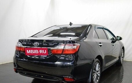 Toyota Camry, 2017 год, 2 350 000 рублей, 5 фотография