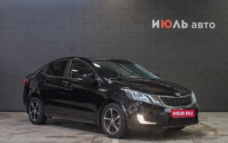 KIA Rio III рестайлинг, 2013 год, 850 000 рублей, 3 фотография