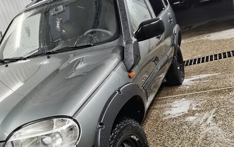 Chevrolet Niva I рестайлинг, 2005 год, 650 000 рублей, 13 фотография