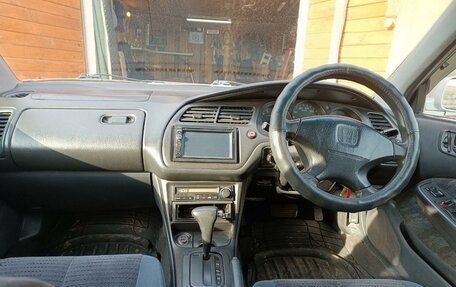 Honda Accord VII рестайлинг, 2001 год, 550 000 рублей, 3 фотография