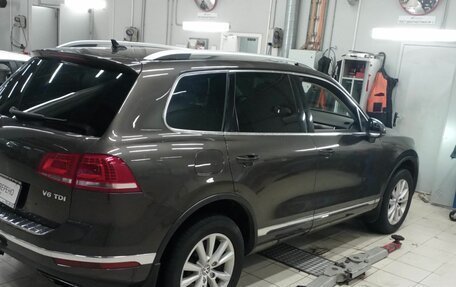 Volkswagen Touareg III, 2016 год, 2 550 000 рублей, 3 фотография