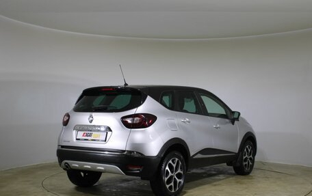 Renault Kaptur I рестайлинг, 2017 год, 1 680 000 рублей, 5 фотография