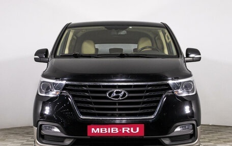 Hyundai H-1 II рестайлинг, 2019 год, 3 149 000 рублей, 2 фотография