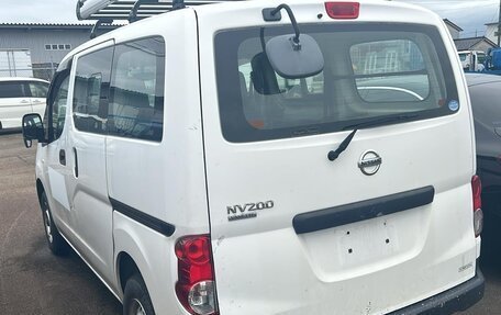 Nissan NV200, 2019 год, 1 690 000 рублей, 2 фотография