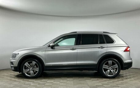 Volkswagen Tiguan II, 2017 год, 2 825 000 рублей, 3 фотография