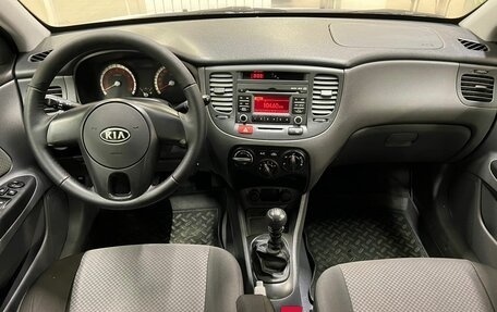 KIA Rio II, 2010 год, 750 000 рублей, 8 фотография