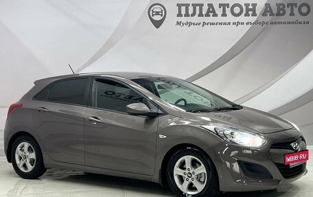 Hyundai i30 II рестайлинг, 2012 год, 1 048 000 рублей, 3 фотография