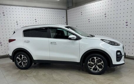 KIA Sportage IV рестайлинг, 2020 год, 2 620 000 рублей, 8 фотография