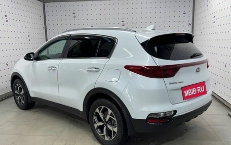 KIA Sportage IV рестайлинг, 2020 год, 2 620 000 рублей, 4 фотография