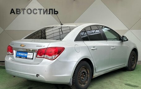 Chevrolet Cruze II, 2010 год, 610 000 рублей, 3 фотография