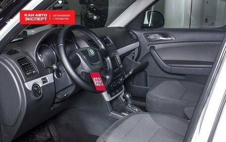 Skoda Yeti I рестайлинг, 2013 год, 1 199 000 рублей, 13 фотография