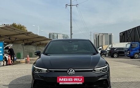 Volkswagen Golf VIII, 2021 год, 2 200 000 рублей, 2 фотография