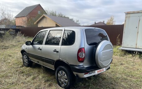 Chevrolet Niva I рестайлинг, 2003 год, 240 000 рублей, 7 фотография