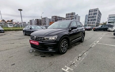 Volkswagen Tiguan II, 2018 год, 2 300 000 рублей, 1 фотография