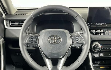 Toyota RAV4, 2024 год, 4 650 000 рублей, 15 фотография