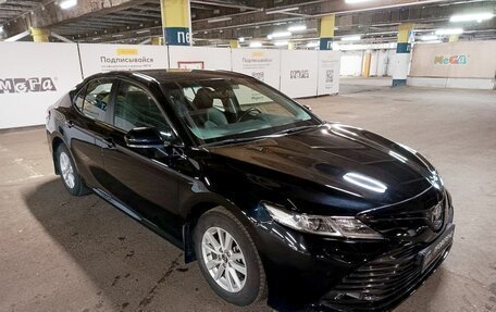 Toyota Camry, 2018 год, 3 299 000 рублей, 3 фотография